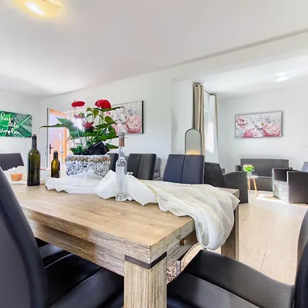 Complex Of Two Palera Xxl With Private Pools * Liznjan